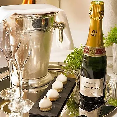 Le Marianne Hotel Paris