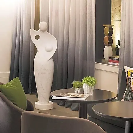 Hotel Le Marianne Paris